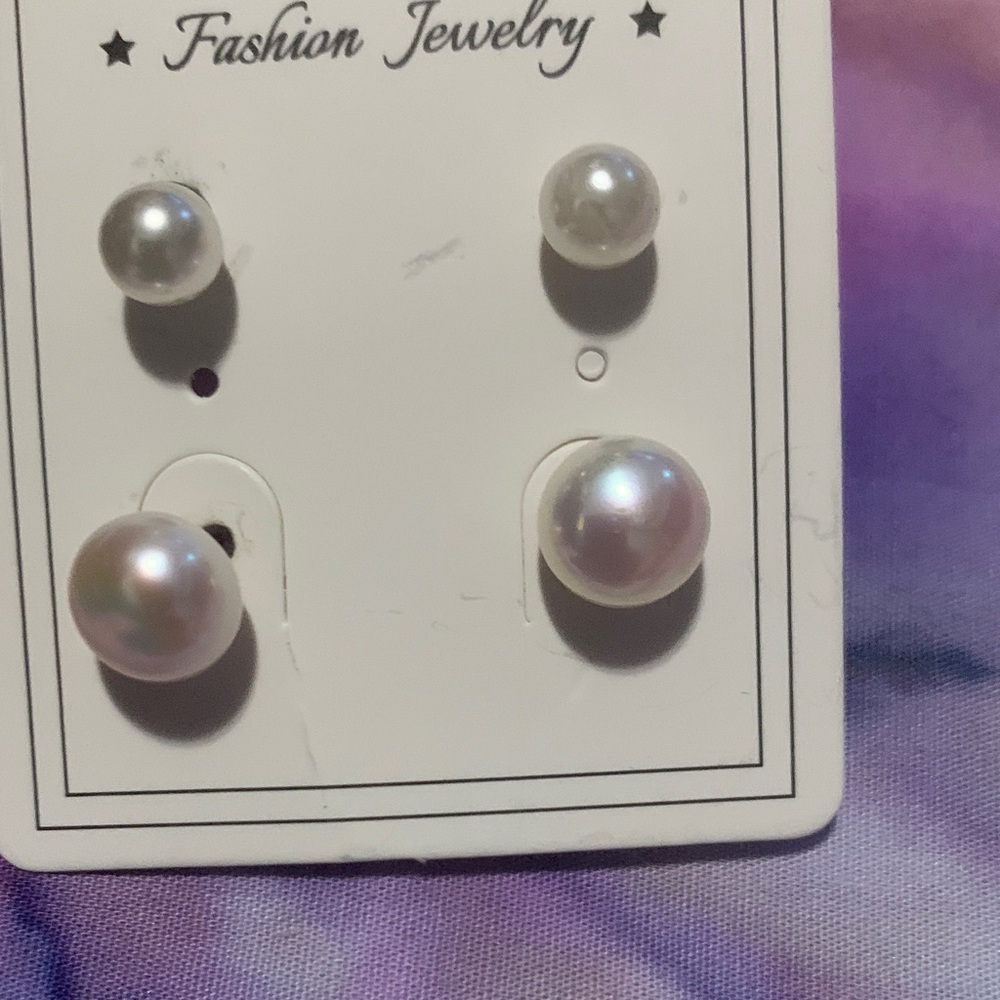 Elegant Pearl Stud Earrings Set